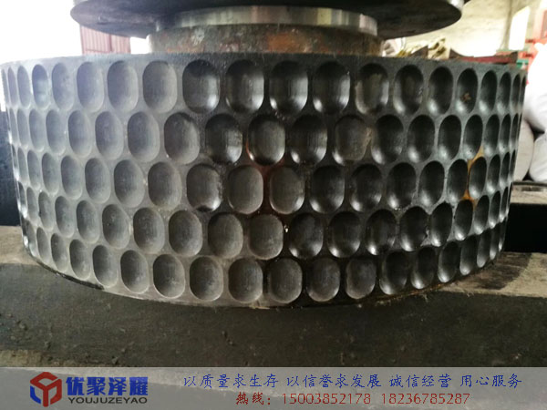 ����C(j��)݁��